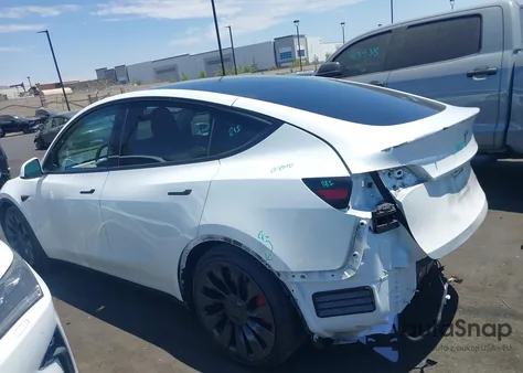 2022 Tesla Model Y Performance Dual Motor All-Wheel Drive from USA, damaged, VIN 7SAYGDEF2NF558690